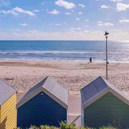 Spacious 4 Bed Rooms, Parking, Garden And Near Parks, Beaches And University Bournemouth Exterior foto