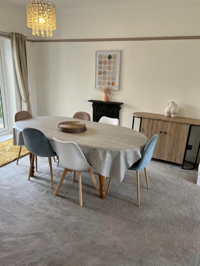 Spacious 4 Bed Rooms, Parking, Garden And Near Parks, Beaches And University Bournemouth Exterior foto